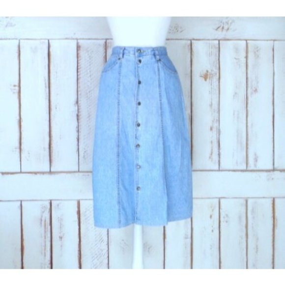 Liz Claiborne Dresses & Skirts - 90s vintage Liz Claiborne light blue jean denim button down skirt - 6P